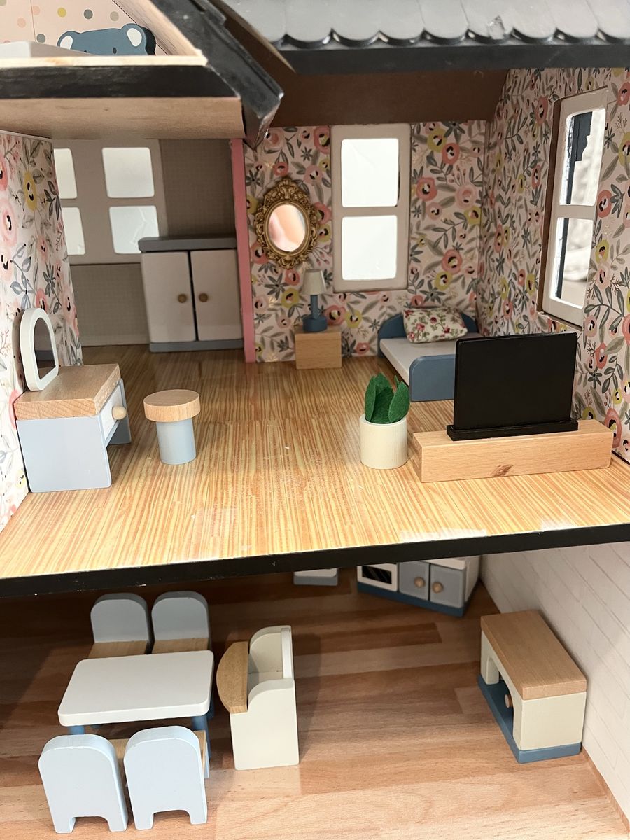 Main image 9