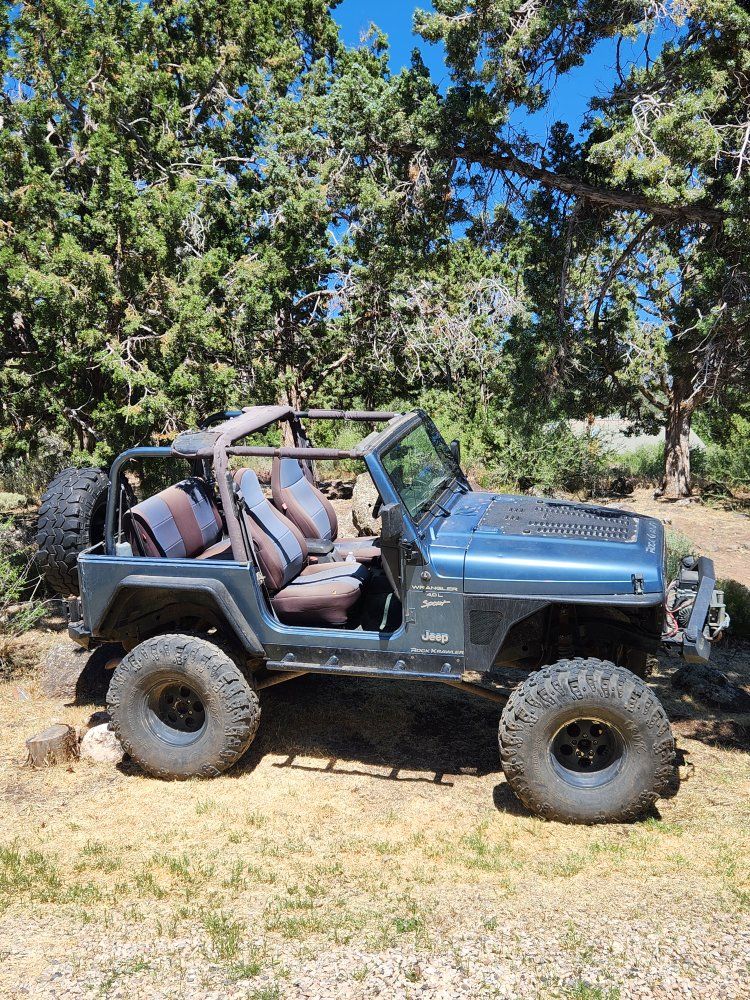 Main image 8
