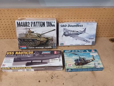 Military plastic models