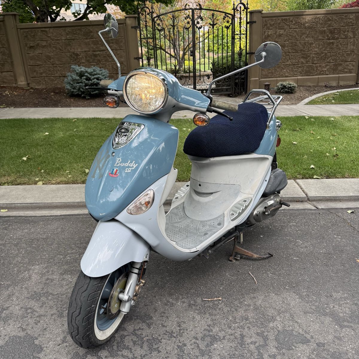 Low Miles - 2009 Genuine Buddy 150cc Saint-Tropez