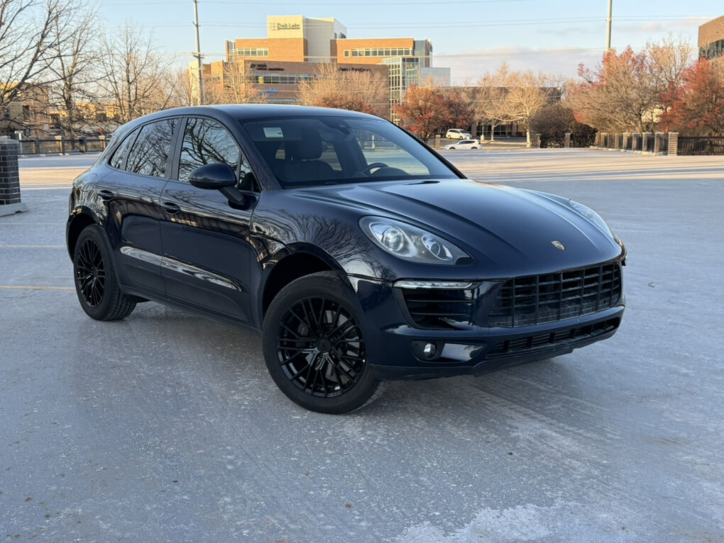 2018 Porsche Macan Turbo