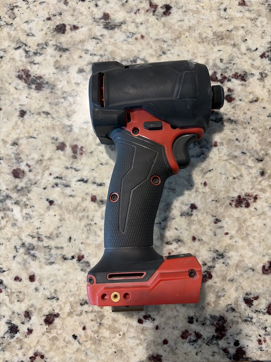 Milwaukee m18 Fuel impact driver 1/4”