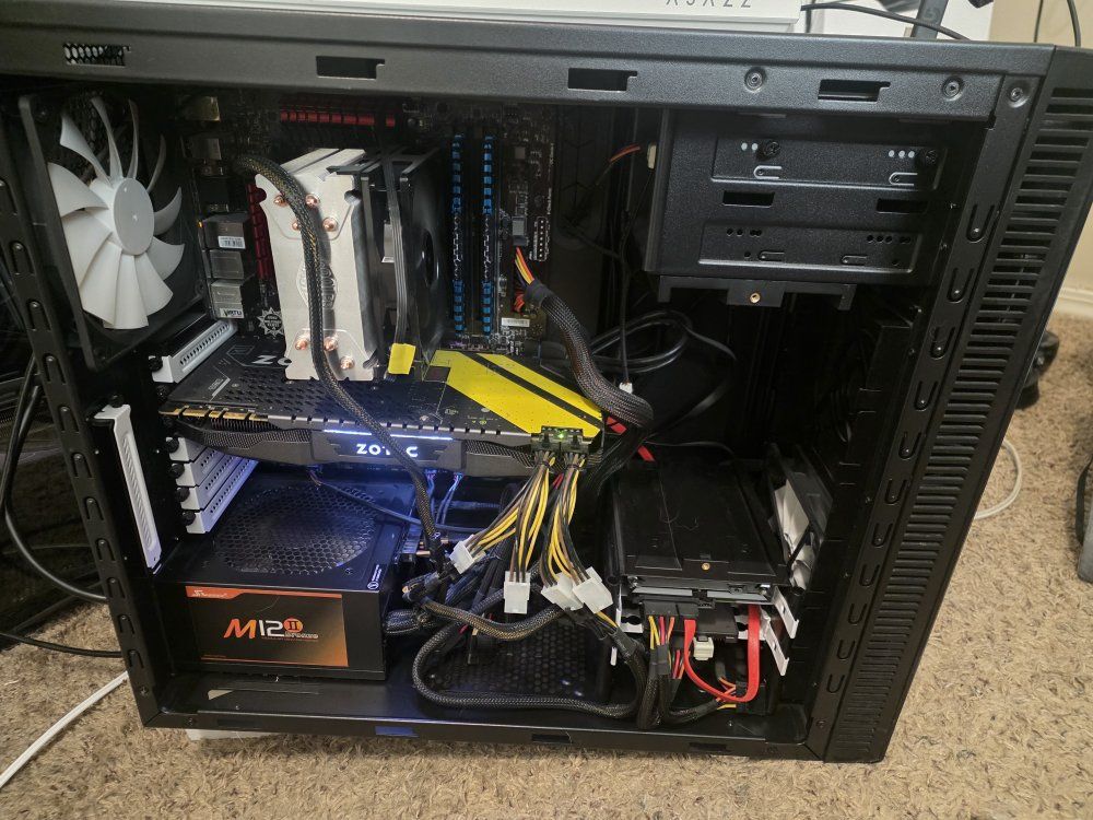 Intro PC | I5-4670K, 16GB, GTX 1080, 256GB SSD, 1TB HDD with Mouse & Keyboard