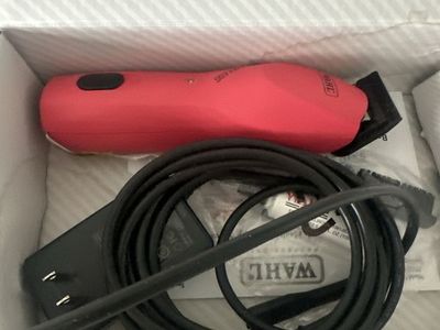Wahl KM Cordless grooming clippers