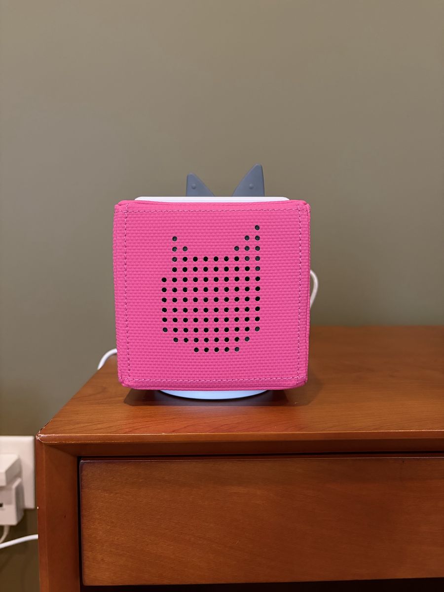 Toniesbox Pink Audioplayer Music Box for Kids - Brand New Condition