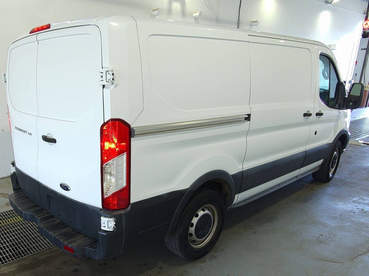 Main image 2