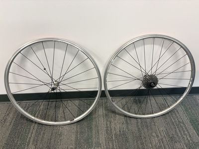 Alex Rims AS-1 Wheel Set! 622 x 16. 9x gears.