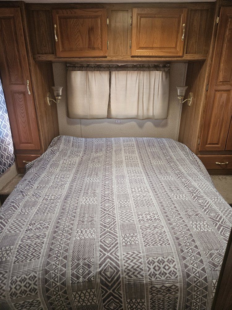 Main image 13