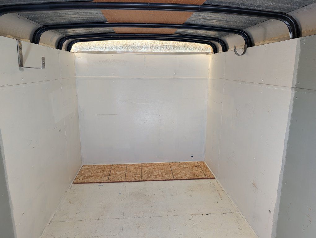 Main image 5