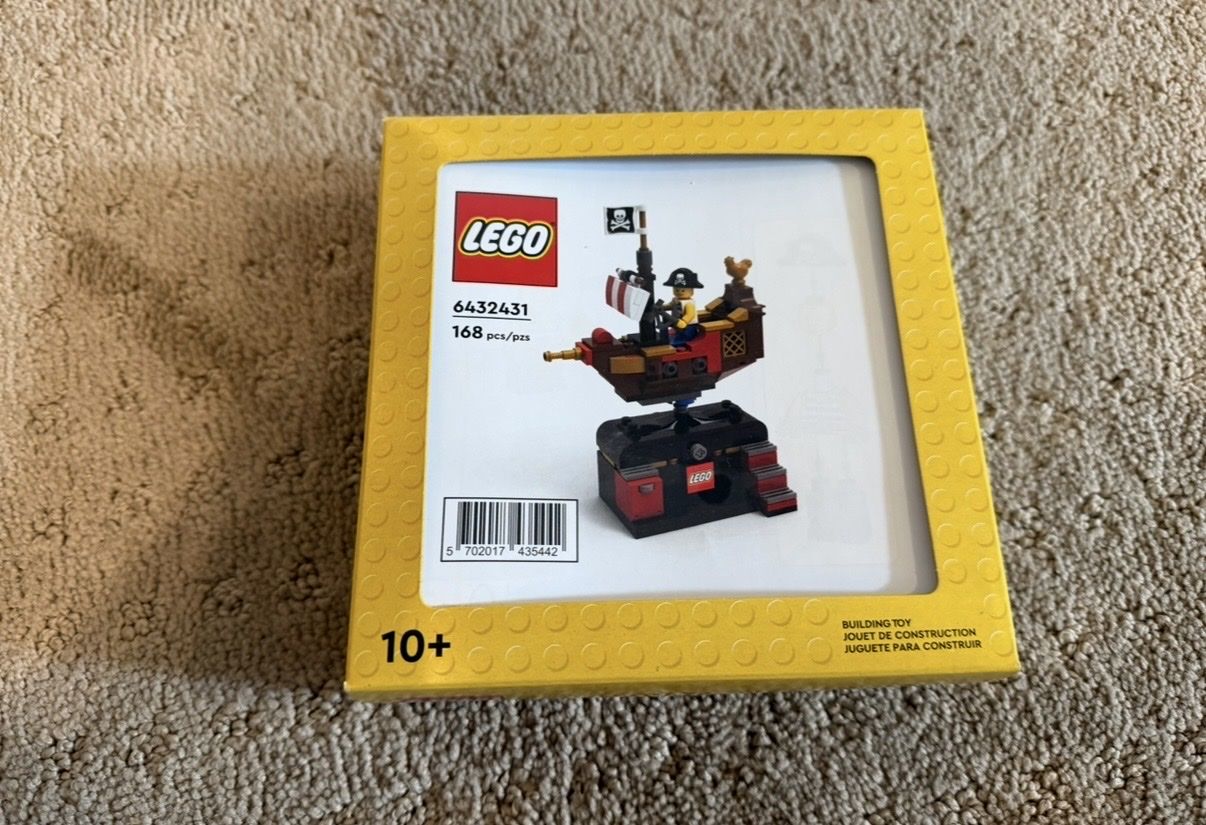 LEGO 6432431 Pirate Ship Building Toy 168 Pieces Set 10+