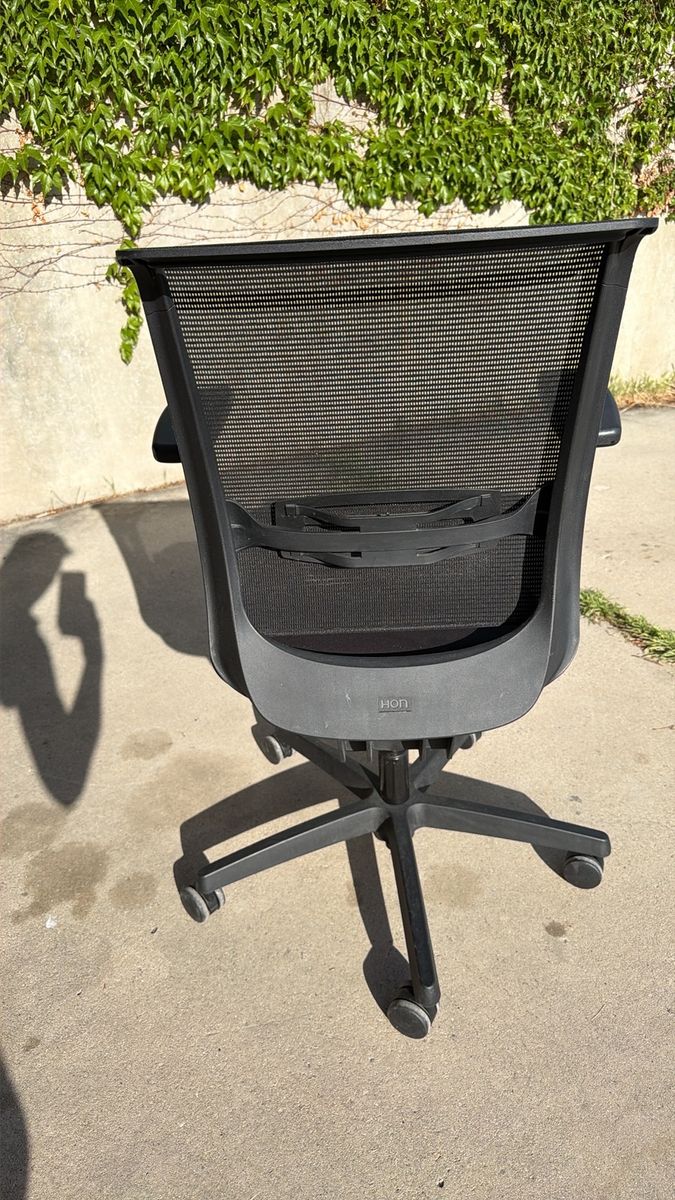 Gaming Chair Or Hon Office Chair