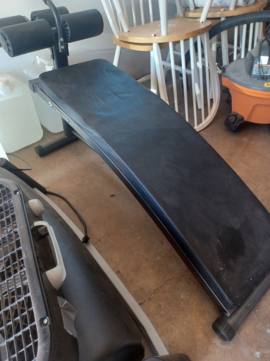Workout bench