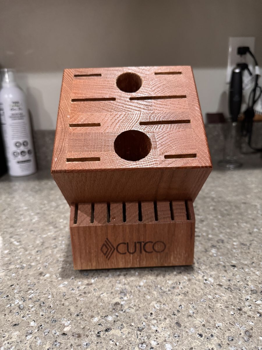 Cutco 18 slot knife block
