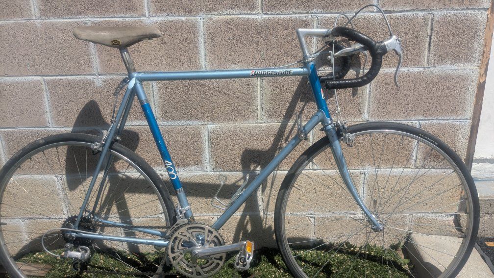 Large 63cm. Bridgestone 400 steel lugged road bike New Cables Fresh tune ready to ride! 3x6 touring gears!
