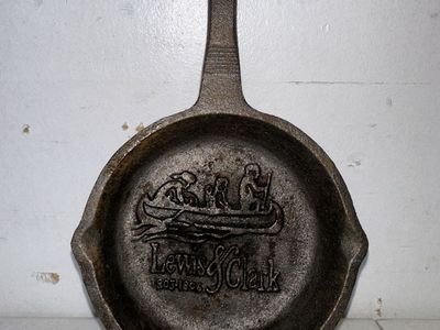 Vintage Lewis & Clark 1803-1806 CAMP CHEF Cast Iron 4" Skillet