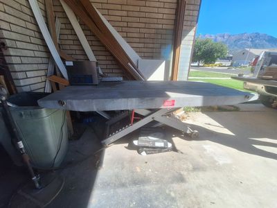 motorcycle lift