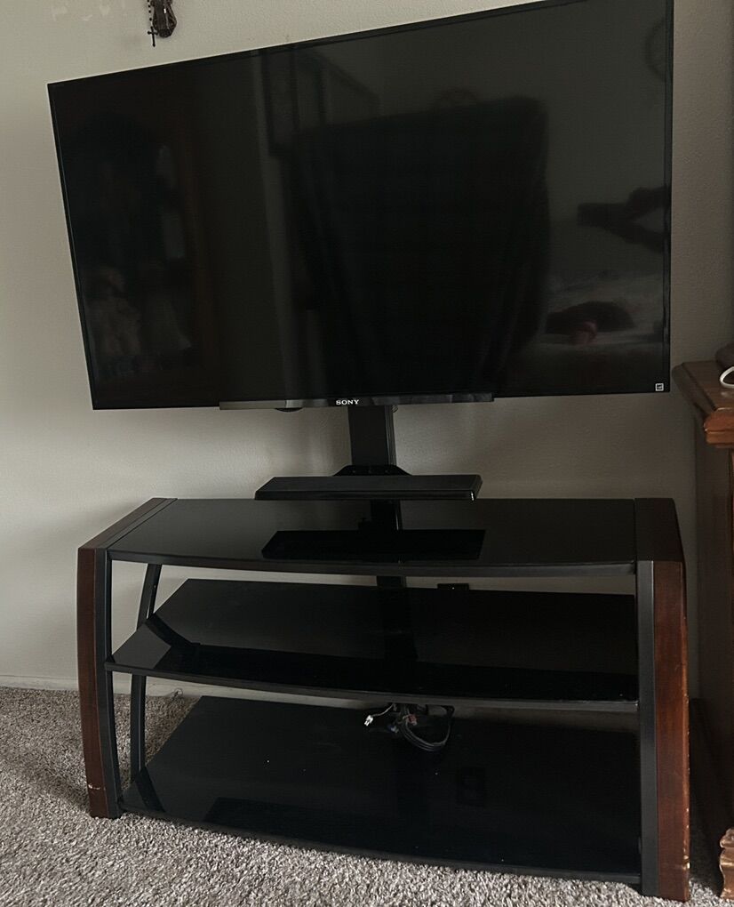 Sony 50 Bravia Tv with Tv Stand For 55-65