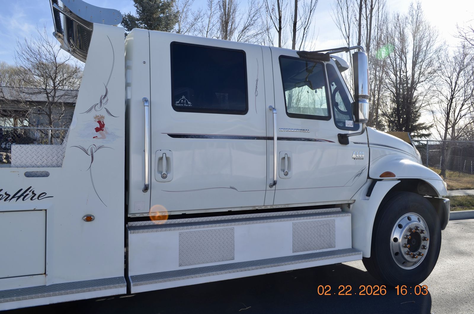 2003 International DuraStar 4400 
