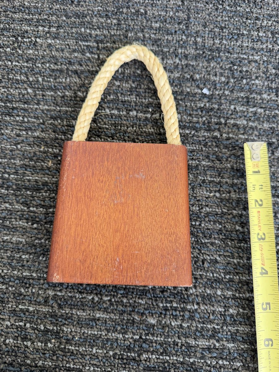 Main image 2