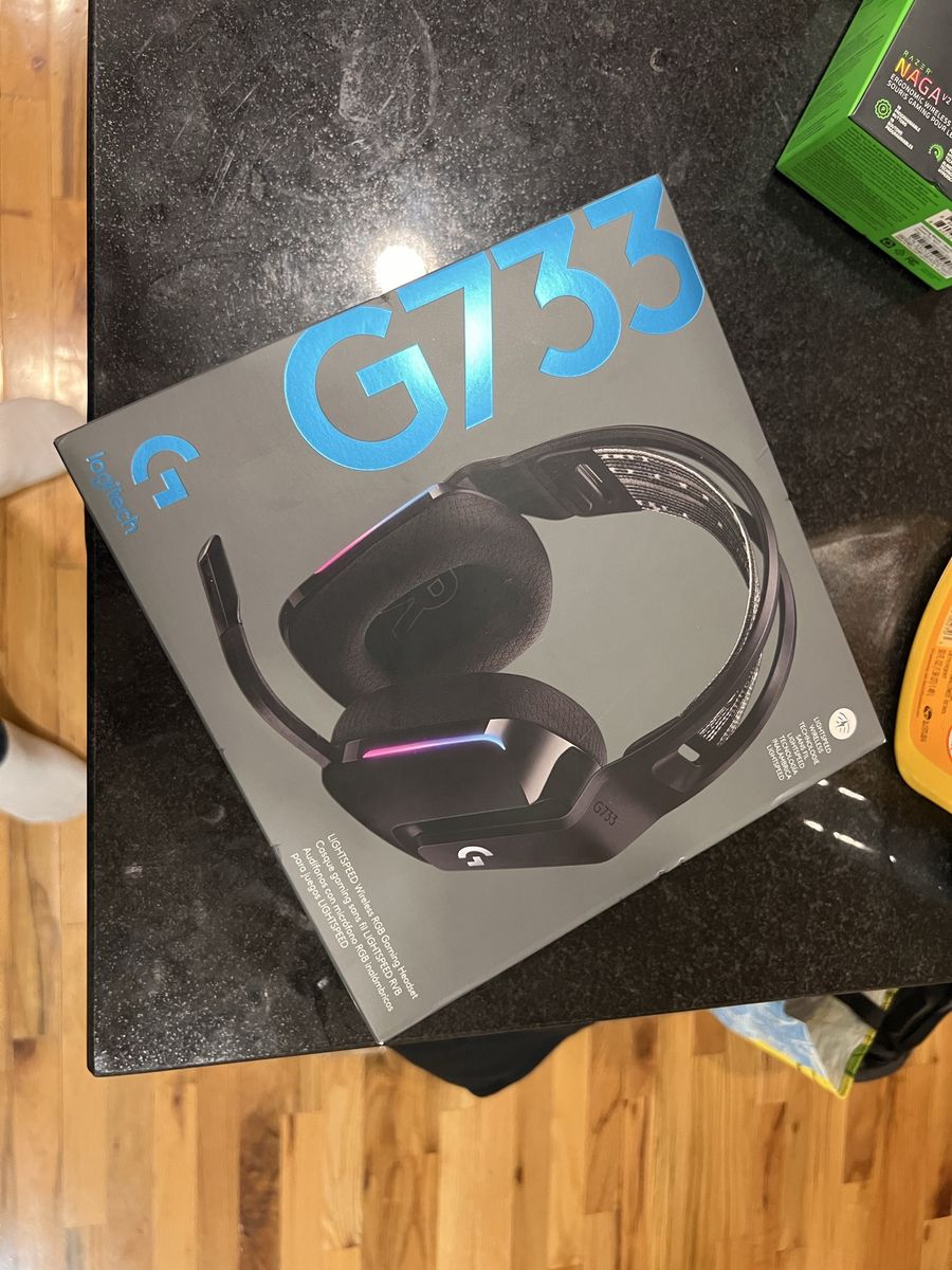 Logitech G733 Lightspeed wireless gaming headphones