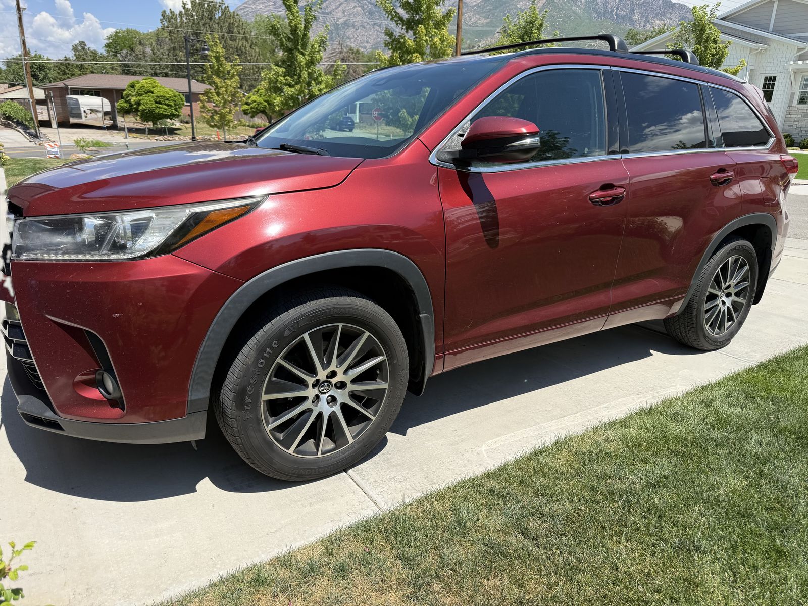 2017 Toyota Highlander SE