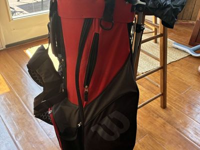Wilson Golf Stand Bag Red and Black with Rain Cover
