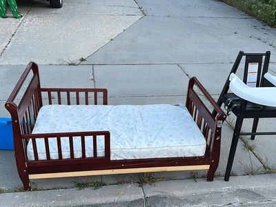 Free kids furniture