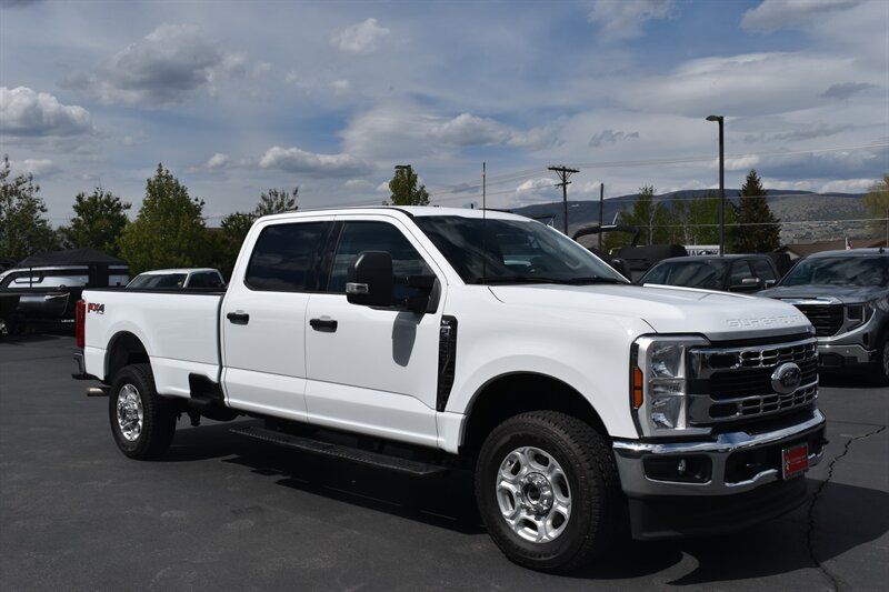 2025 Ford F-350 Super Duty XLT