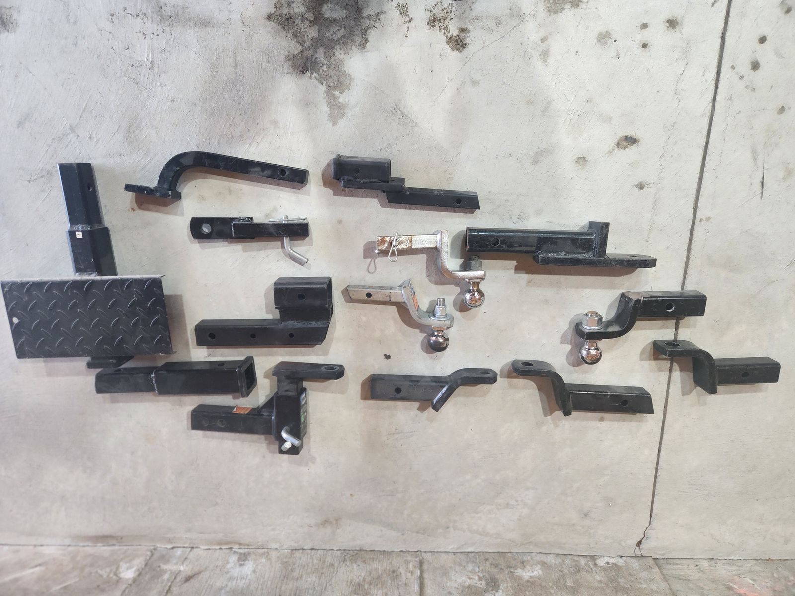 Trailer hitches $125 for all