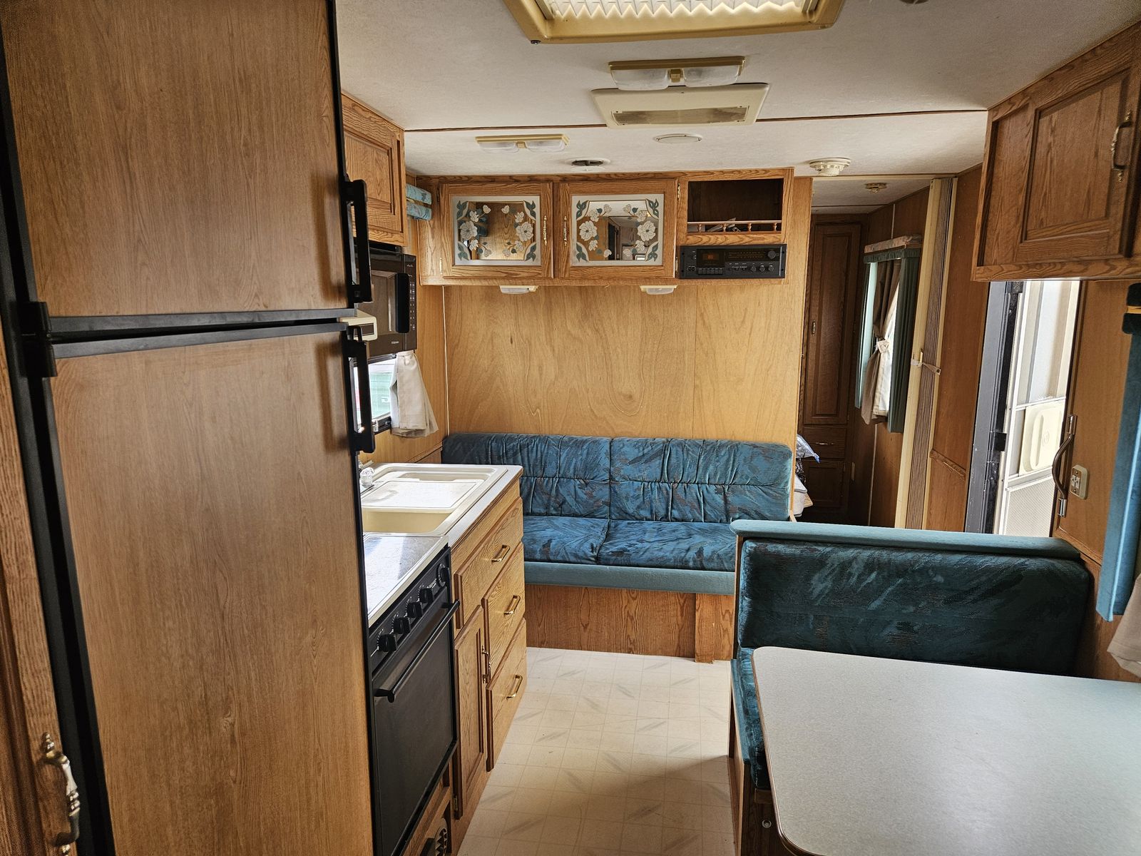 Main image 12