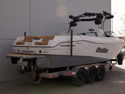 2026 Malibu 26 LSV Boats