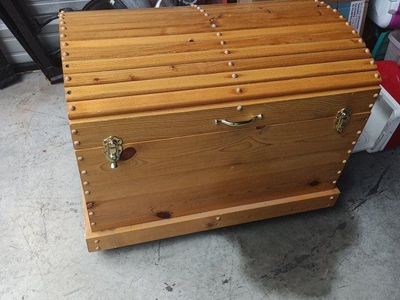 wood trunk 32x20x24