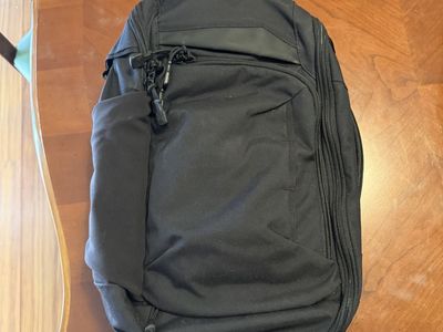 Vertx Gamut 18l Sling Bag