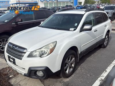 2013 SUBARU OUTBACK 3.6R Limited