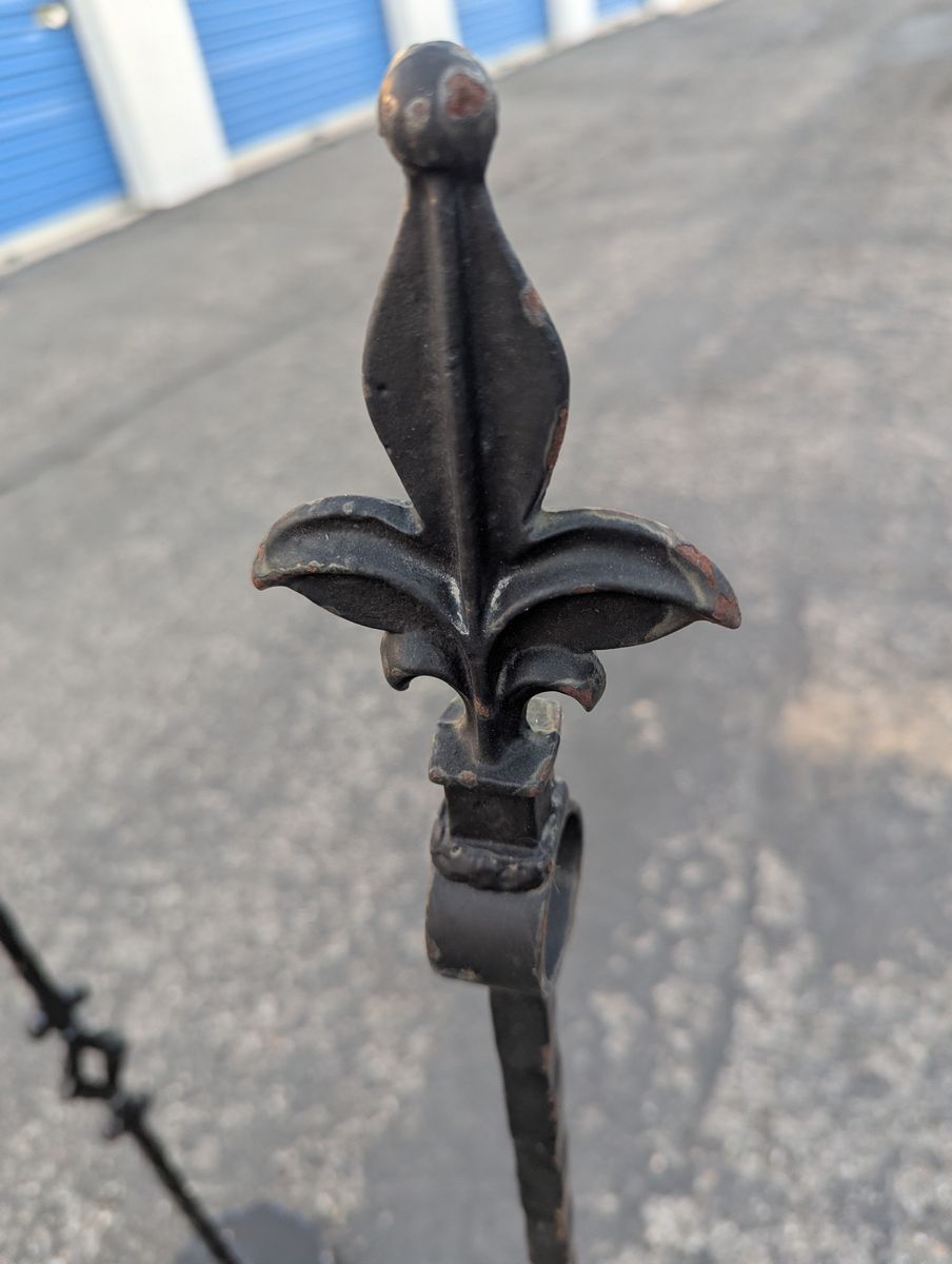 Pair Cast Iron Decorative Stands Fleur de Lis Top Black Iron