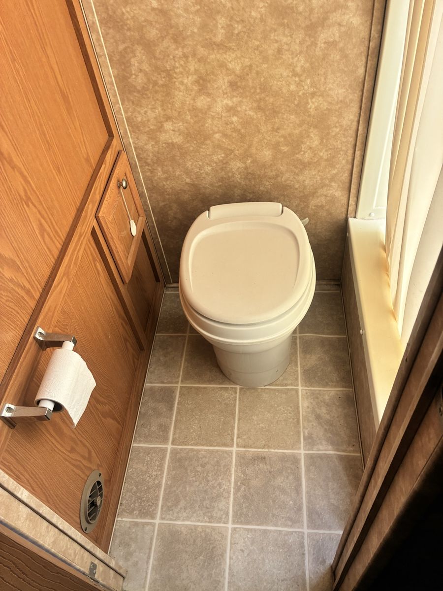 Main image 7