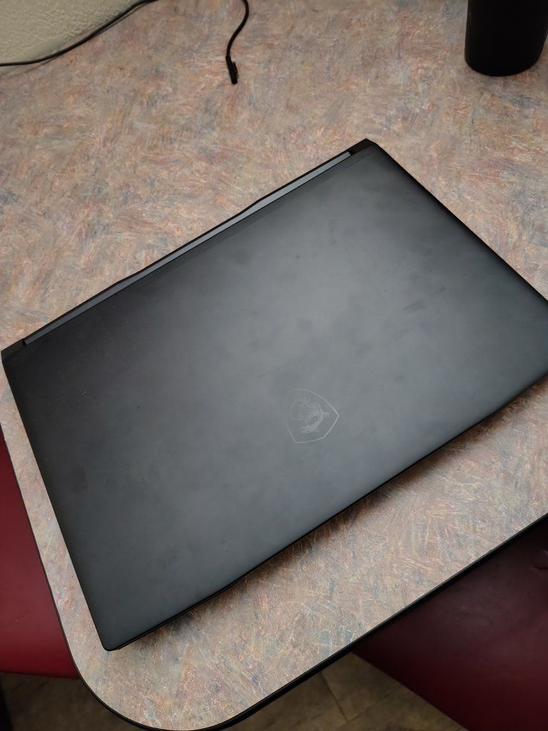 Main image 3
