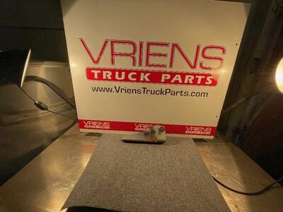 Peterbilt Bracket