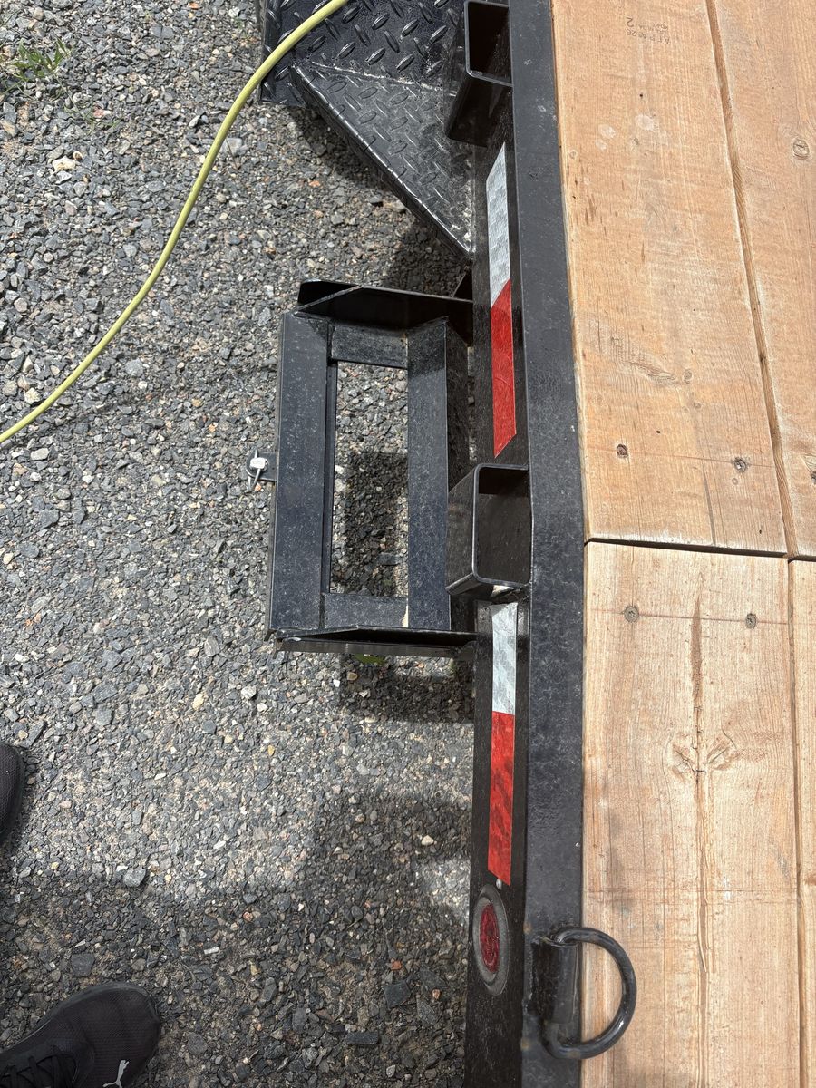 Main image 8