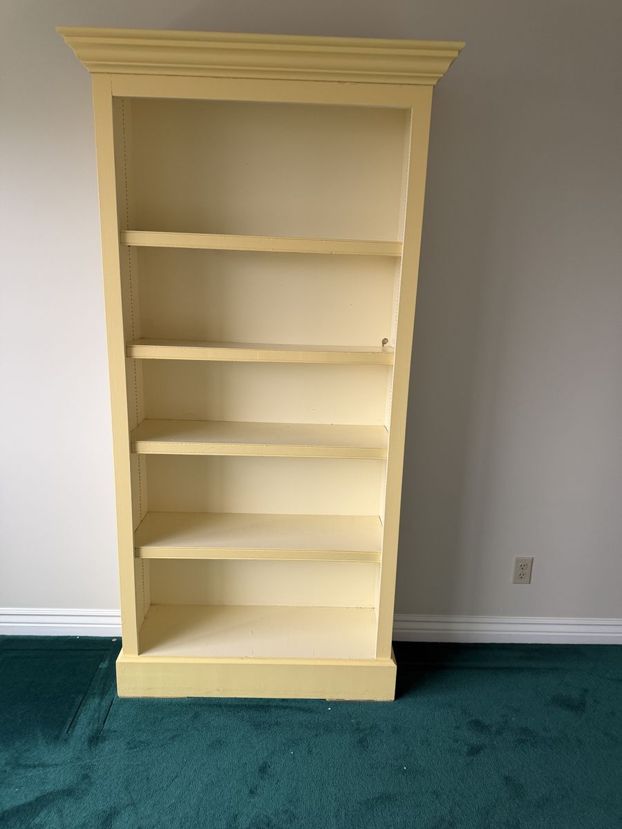 Wood Bookshelf with Crown Moulding