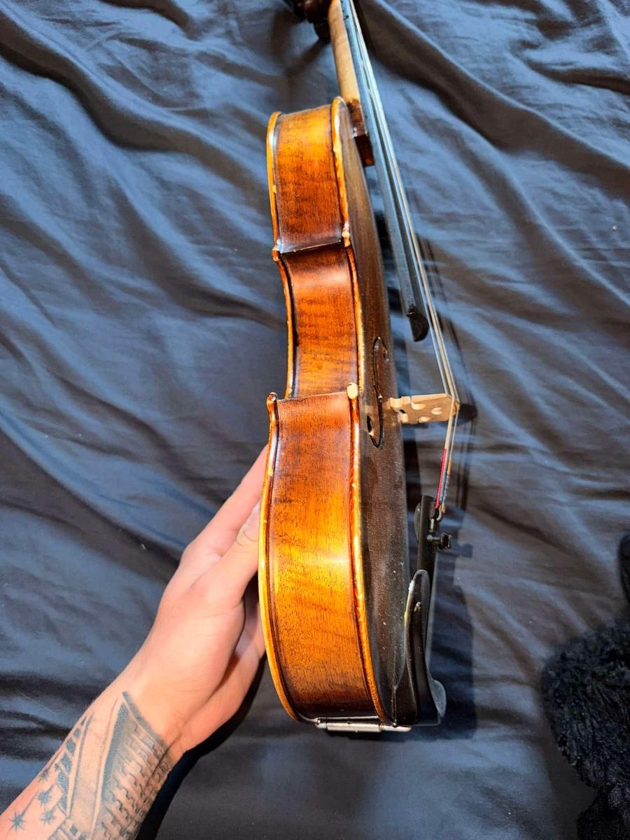 Charles W. Liu Fine Violins
