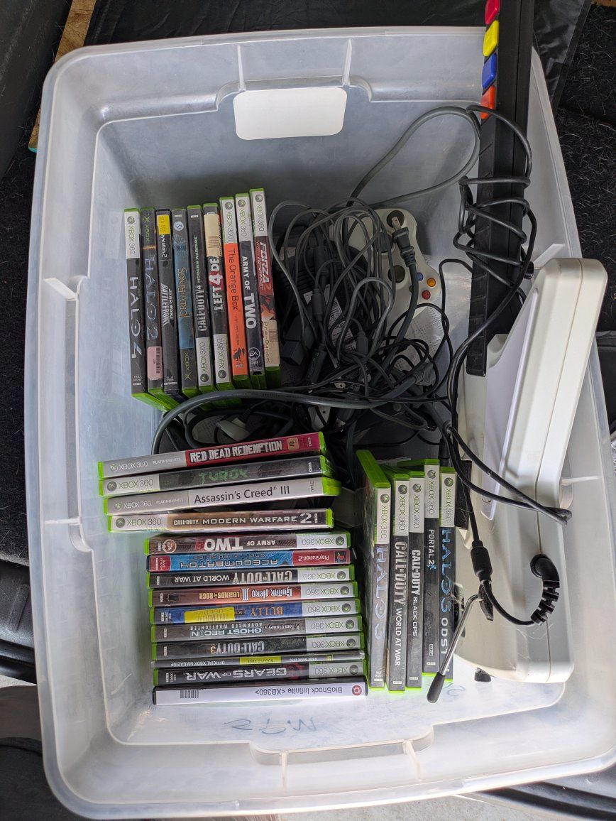 Xbox 360 Video Game & Accessories Bundle Lot - Halo, Call of Duty, Guitar Hero