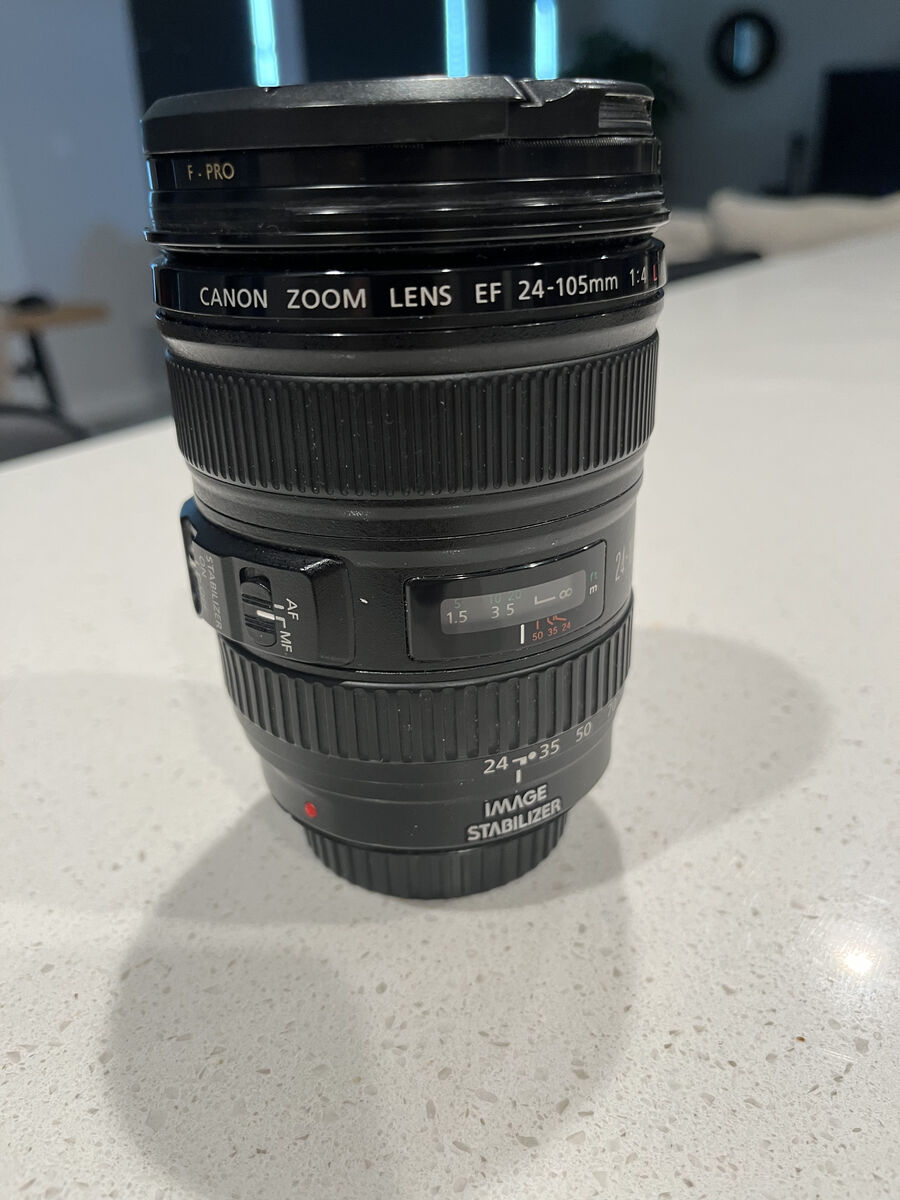 Canon EF 24-105mm f/4L IS USM Autofocus Wide Angle Telephoto Zoom Lens (Mint Condition)
