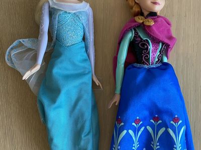 Disney's Frozen Elsa and Anna Dolls