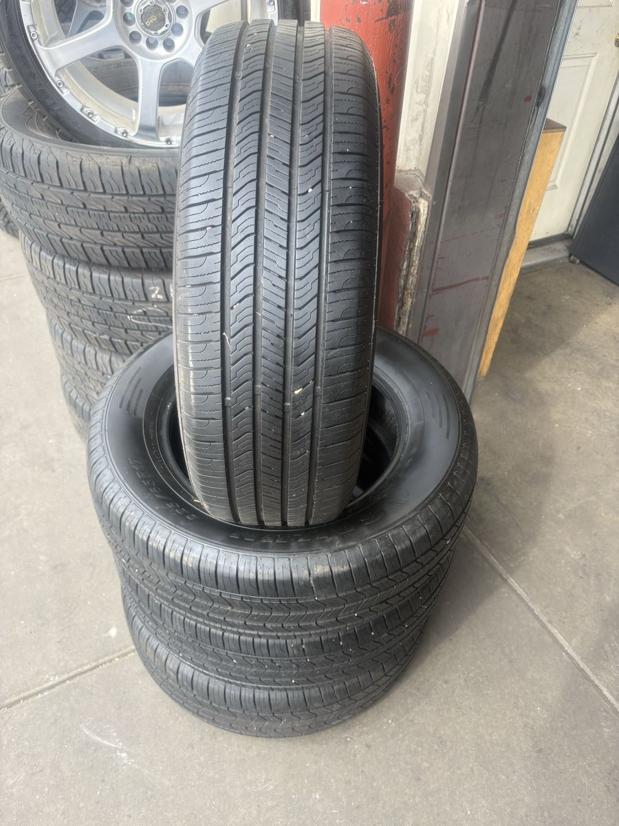 SET OF 225/65R17 SAILUN