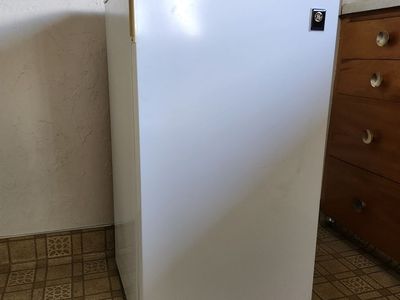 General Electric under-counter fridge