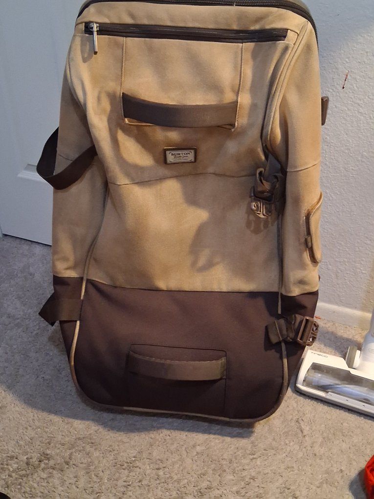 BURTON ROLLING GEAR BAG