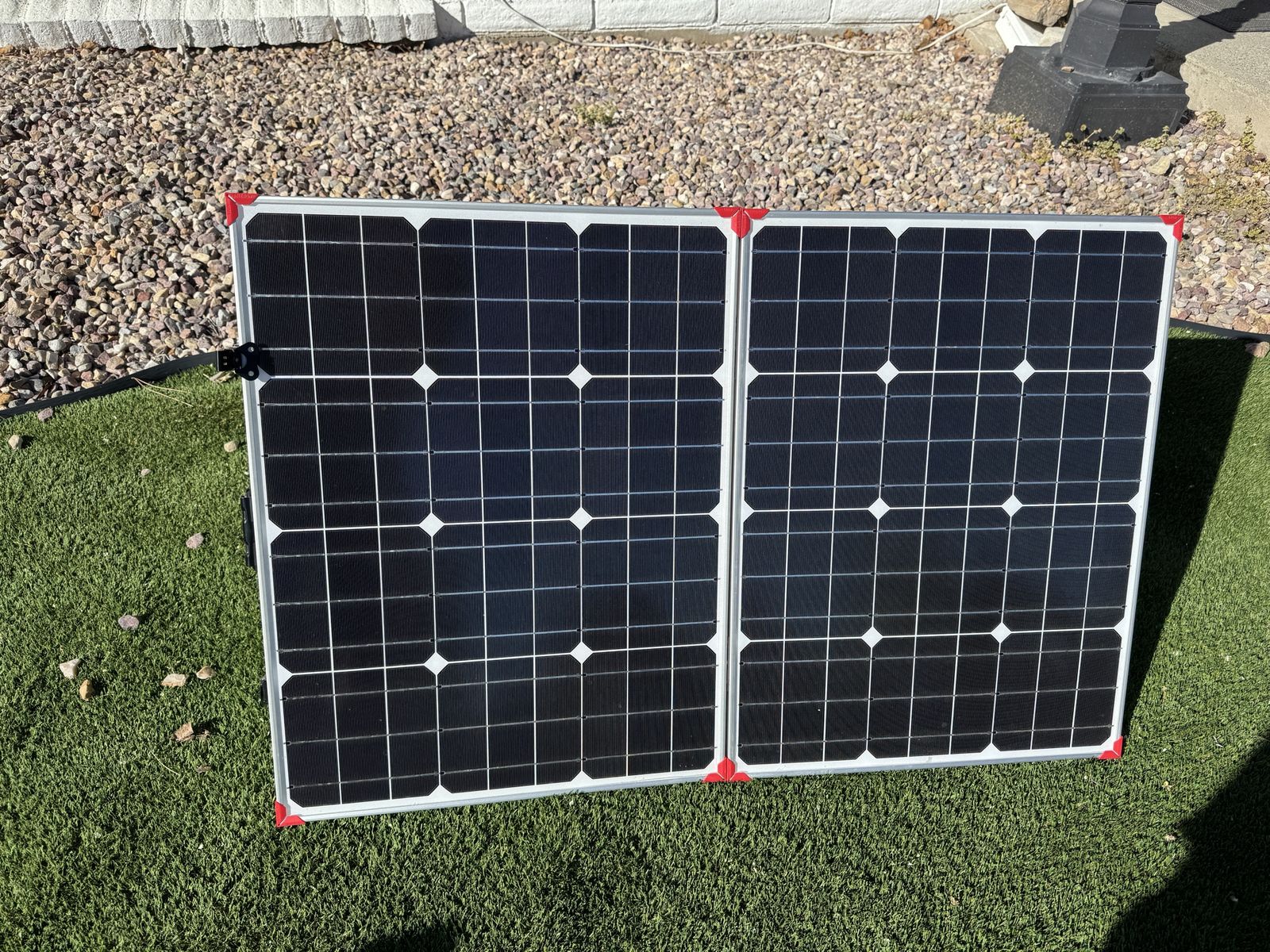 2- LION ENERGY 50170061 100W 12V High-Efficiency Portable Photovoltaic Module Solar Panel suitcase 125 each