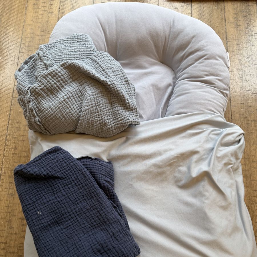 Portable Baby Lounger With Fitted Sheets $30