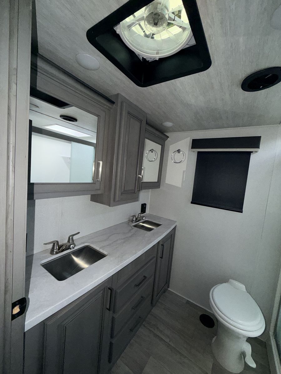 Main image 21